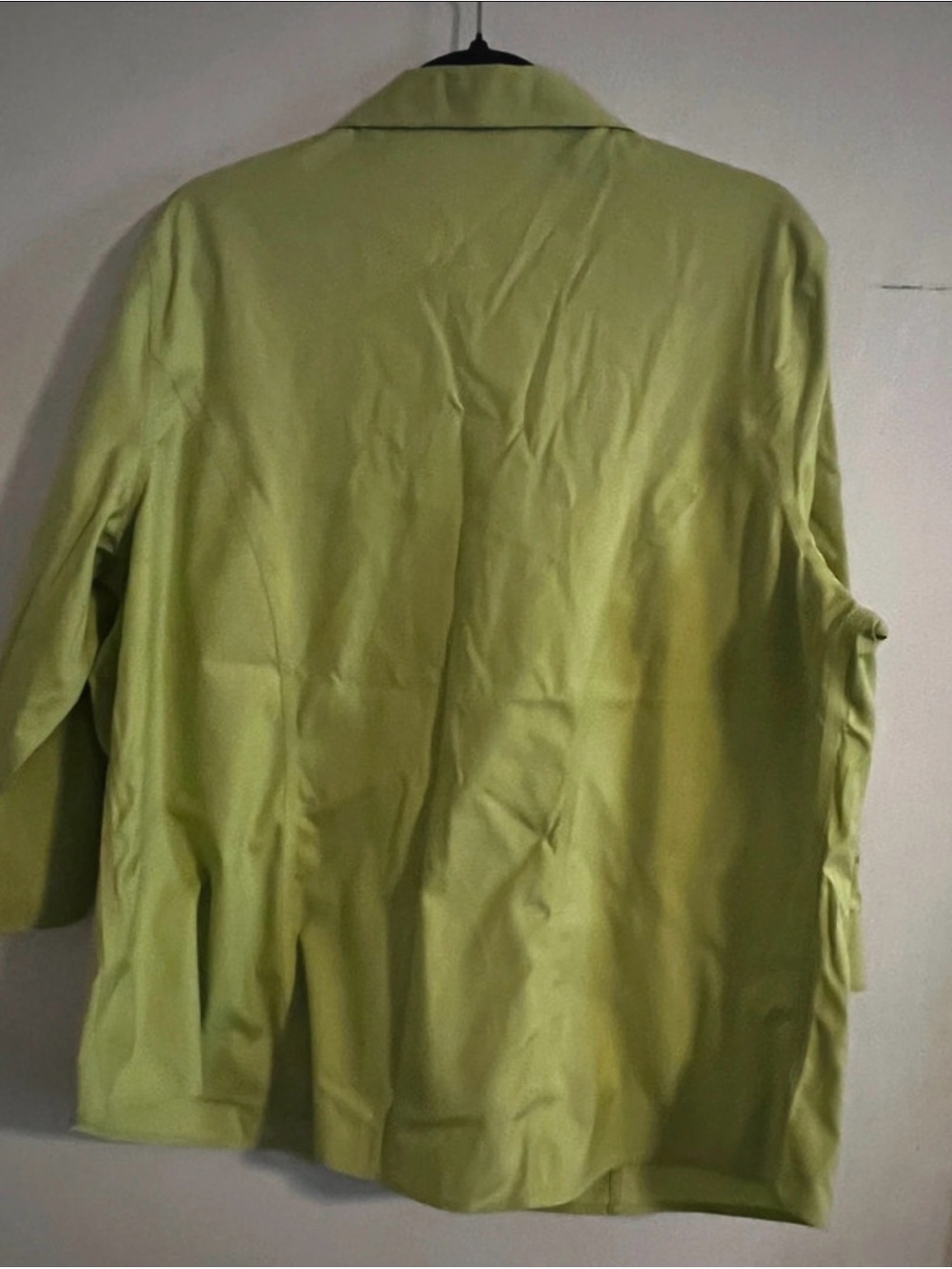 Chico's Lime Green Button-Down Shirt Non-Iron Size XL Coastal Office Resortwear - Picture 2 of 3